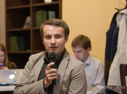 Реформы превратили затхлое болото украинской политики в водопад взаимных обид и обвинений - политолог Олещук