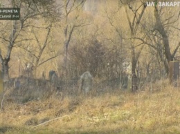 С чесноком через кладбище: на Закарпатье проложили новый маршрут для туристов