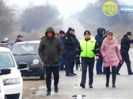 На админгранице с Крымом проводят масштабные рейды - ищут перевозчиков-нелегалов