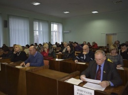 В Запорожской области депутаты нескольких райсоветов и громад проголосовали за недоверие Кабмину и отзыв мажоритарщиков