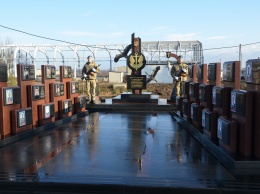 В Одесской области открыли памятник морским пехотинцам, погибшим за Украину