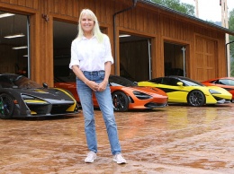 Блондинка показала свою впечатляющую коллекцию суперкаров McLaren