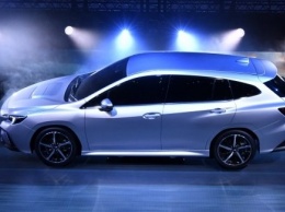 Новый универсал Subaru Levorg поймали «живьем»