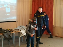 Спасатели Николаевщины проводили обучающие беседы для молодежи