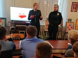 В Новомосковске полицейские присоединились к Всеукраинской неделе права
