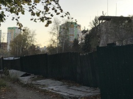 Киевсовет разорвал договор с застройщиком вблизи "Кристеровой Горки": детали
