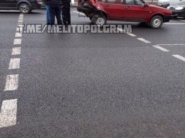 ДТП в Мелитополе: ВАЗ 21099 превратили в "девятку" (фото, видео)
