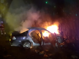 «Огонь и погибший водитель»: смертельное ДТП на Набережной в Днепре