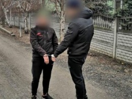 На Днепропетровщине 18-летний парень напал на школьника и ограбил его