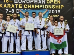 Днепровские спортсмены привезли 15 медалей с Чемпионата Европы по карате, - ФОТО