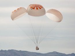 SpaceX провела десятые испытания парашютной системы корабля Crew Dragon