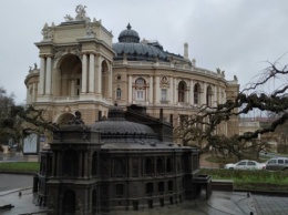 В Одессе появились миниатюрные театр и дворец