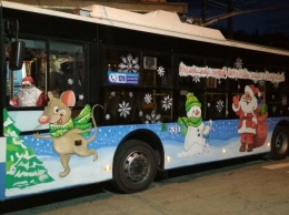 В новогоднюю ночь в Симферополе троллейбусы будут ходить до 3 утра, в Алуште и Ялте до часу ночи