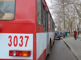В Николаеве в троллейбусе умерла пассажирка