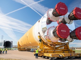 NASA и Boeing закончили строительство первой ступени ракеты Space Launch System