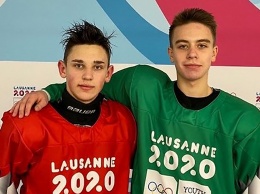 Украинские хоккеисты разыграют между собой золотые медали зимней юношеской Олимпиады