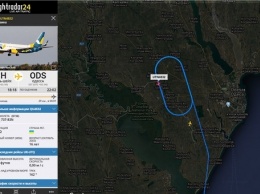 В Одесском аэропорту не смог сесть самолет