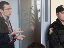 Подозреваемому в госизмене журналисту Муравицкому продолжили ночной арест