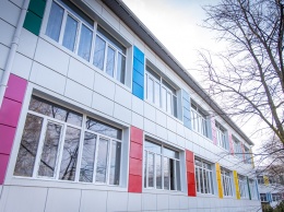 Областная администрация ремонтирует опорную школу в Чаплино