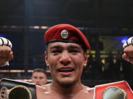Ахмадалиев стал первым объединенным чемпионом мира из Узбекистана
