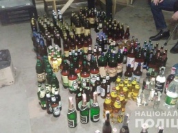 В Каменском полицейские нашли в магазине нелегальный алкоголь