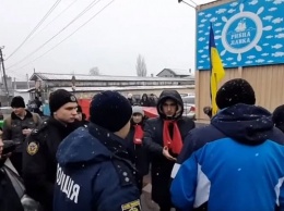 Шарий назвал нападавших на активистов его партии под Харьковом