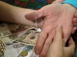 Жителей Скадовска предупреждают о мошенниках, которые "снимают порчу" и "отводят беду" с доверчивых горожан