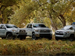 Toyota привезла в Чикаго Tacoma, Tundra и 4Runner в спецверсии Trail Editions