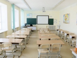 На Днепропетровщине на карантин закрыли школы в 8-ми городах