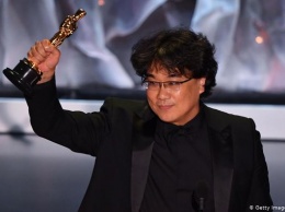 "Оскара" за лучший фильм получили "Паразиты" режиссера Пон Чжун Хо