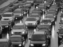 Киев может захлебнуться в транспортном коллапсе и выхлопах: как решить проблемы с перегрузом дорог в столице