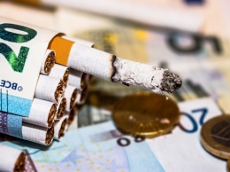 Еврокомиссия предлагает увеличить цены на сигареты в ЕС