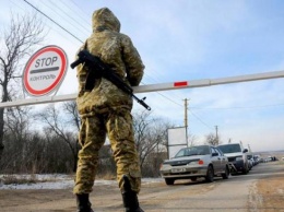 Движение затруднено: в штабе ООС рассказали о ситуации на КПВВ «Марьинка»