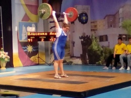 Харьковчанка установила рекорд Украины по тяжелой атлетике