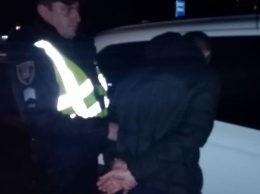 Под Киевом пьяный полицейский сбил двух пешеходов