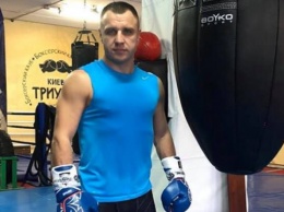 Украинский боксер Бурсак может получить другого соперника на бой 22 февраля