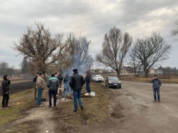 На Тернопольщине вблизи места вероятного поселения эвакуированных из Китая украинцев затеяли ремонт дороги