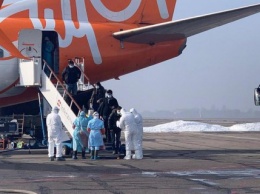 Самолет SkyUp, который эвакуировал украинцев из Уханя, 23 февраля повезет туристов в Хургаду