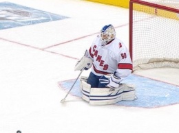 Заливщик льда встал в ворота в матче НХЛ и стал звездой