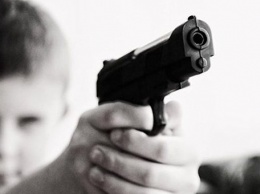 В Житомире 10-летний мальчик расстрелял прохожего