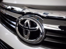 Toyota отложила премьеру нового кроссовера на базе Yaris