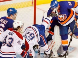 Хоккеист НХЛ едва не лишился глаза от удара лезвием конька
