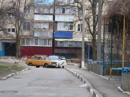 В Никополе полицейские задержали пьяного водителя автомобиля ВАЗ-2101