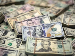 НБУ во вторник потратил на поддержку гривни $270 миллионов