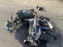В Запорожской области легковушка сбила подростков на мопеде: пострадавшие в тяжелом состоянии
