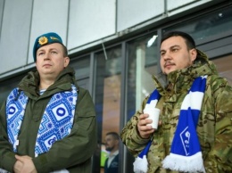 Герои АТО поддержали «Динамо» в матче с «Александрией»