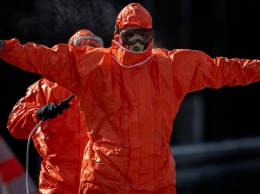 Чехия на месяц объявили чрезвычайное положение из-за коронавируса