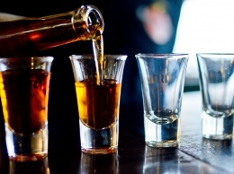 Какие напитки ведут к женскому алкоголизму: предупреждение врача-нарколога