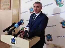 Сенкевич опроверг слухи о том, что Николаев будут распылять с вертолетов