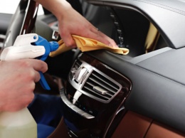 Как правильно очищать и дезинфицировать автомобиль: советы для водителей